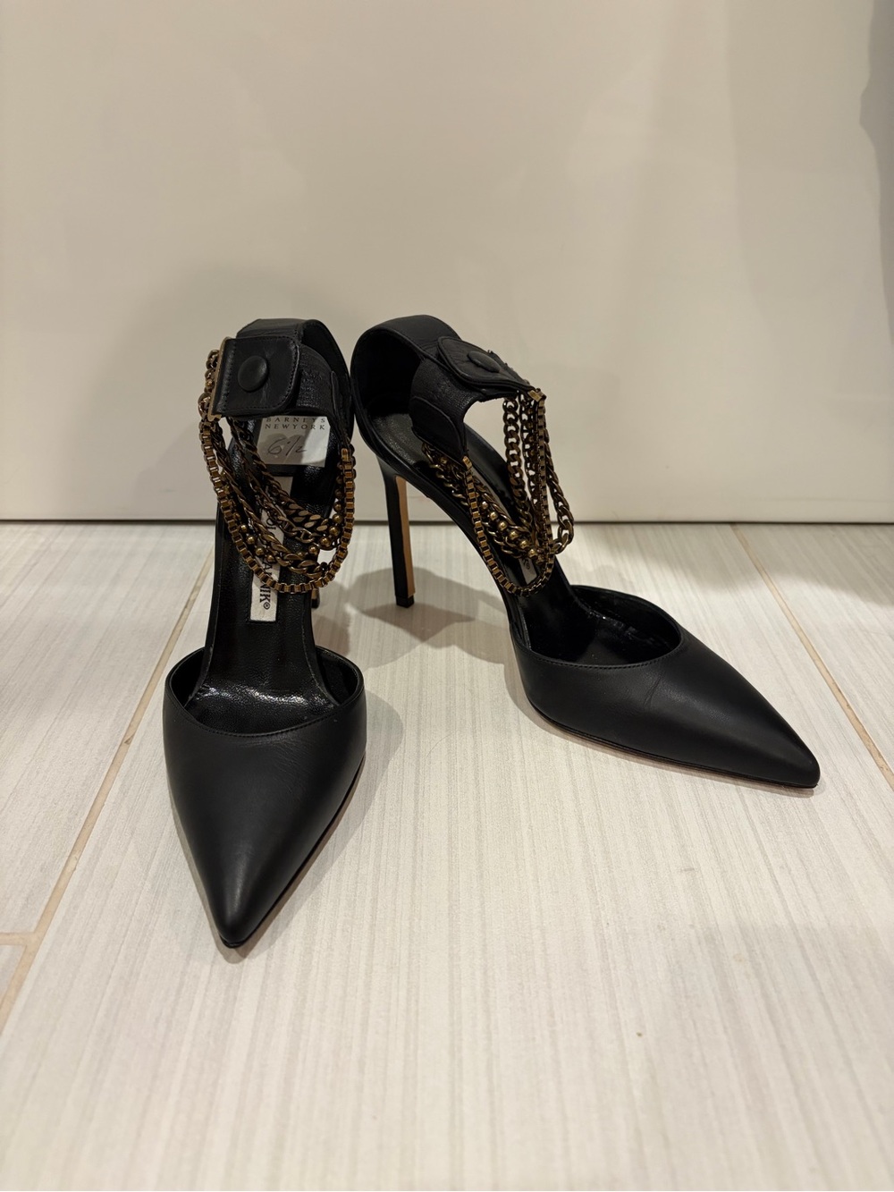 Manolo Blahnik M-Evolu Stilettos with Gold Chain Anklet - Picture 1 of 5